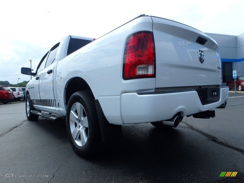 2012 Ram 1500 ST Crew Cab 4x4 - Bright White / Dark Slate Gray/Medium Graystone photo #5