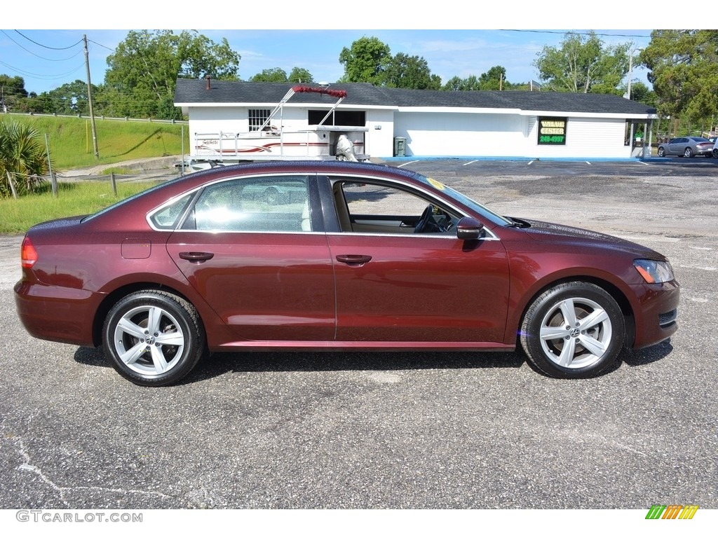 2012 Passat 2.5L SE - Opera Red Metallic / Moonrock Gray photo #2