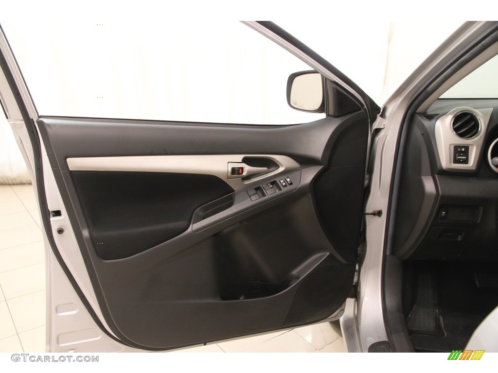 2009 Matrix S AWD - Classic Silver Metallic / Dark Charcoal photo #4