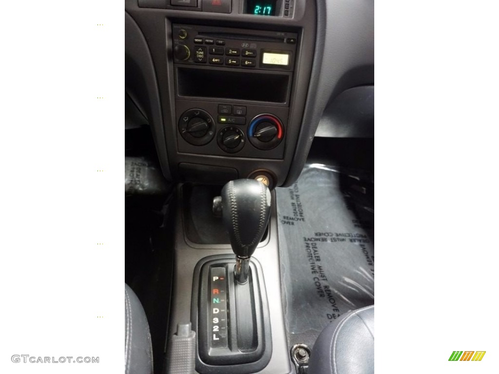 2003 Elantra GT Hatchback - Silver Pewter / Dark Gray photo #34