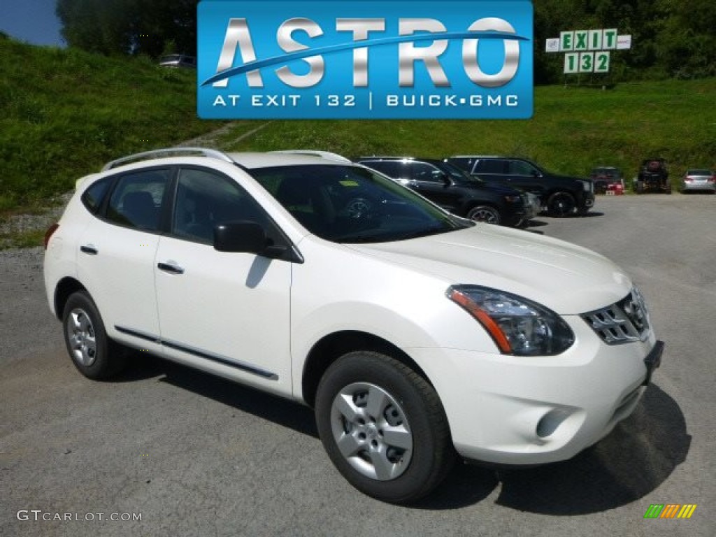 2015 Rogue Select S AWD - Pearl White / Black photo #1