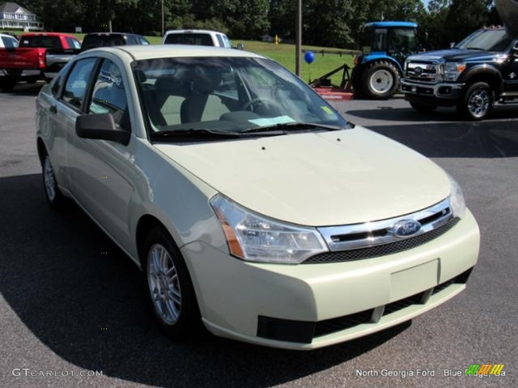 2011 Focus SE Sedan - Natural Neutral Metallic / Medium Stone photo #7