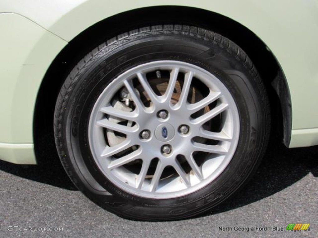 2011 Focus SE Sedan - Natural Neutral Metallic / Medium Stone photo #9
