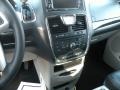 2016 Bright White Chrysler Town & Country Touring  photo #15
