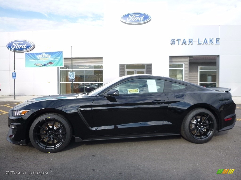 2017 Mustang Shelby GT350 - Shadow Black / Ebony photo #1