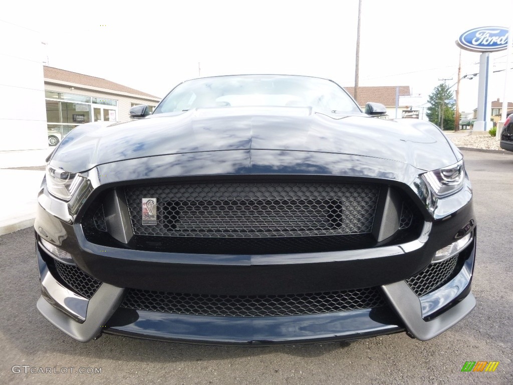 2017 Mustang Shelby GT350 - Shadow Black / Ebony photo #2