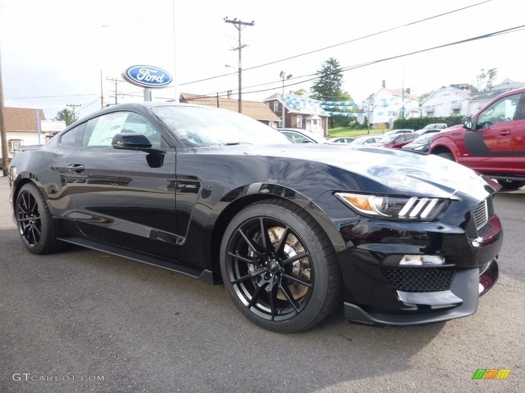 Shadow Black 2017 Ford Mustang Shelby GT350 Exterior Photo #114966088