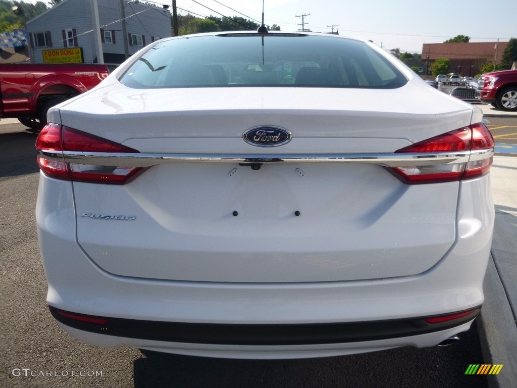 2017 Fusion S - Oxford White / Medium Light Stone photo #7