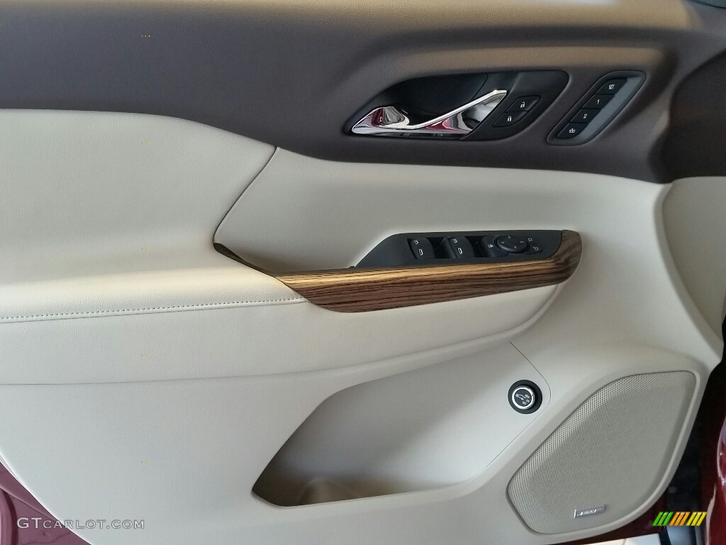 2017 GMC Acadia Denali AWD Cocoa/Shale Door Panel Photo #114968611