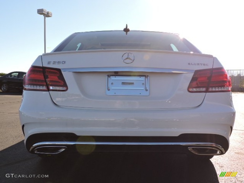 2016 E 250 Bluetec Sedan - Polar White / Silk Beige/Espresso Brown photo #3