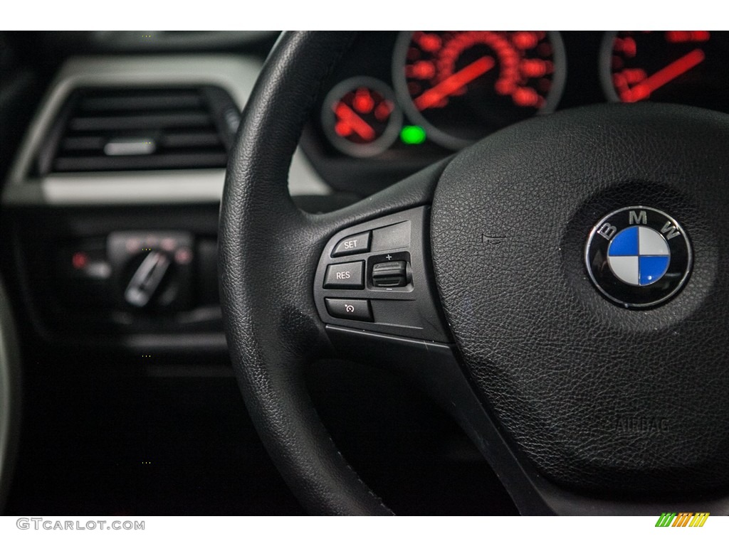 2013 3 Series 320i Sedan - Glacier Silver Metallic / Black photo #17