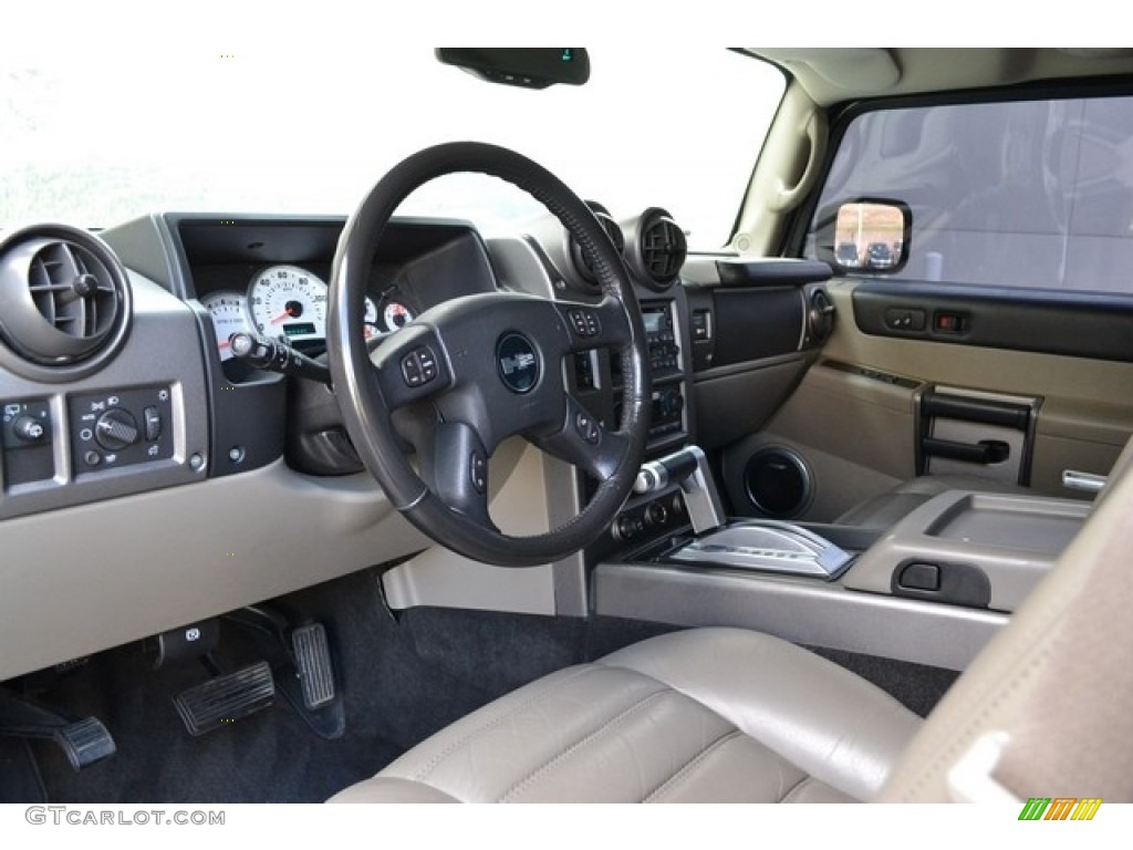 2004 H2 SUV - Victory Red / Wheat photo #9