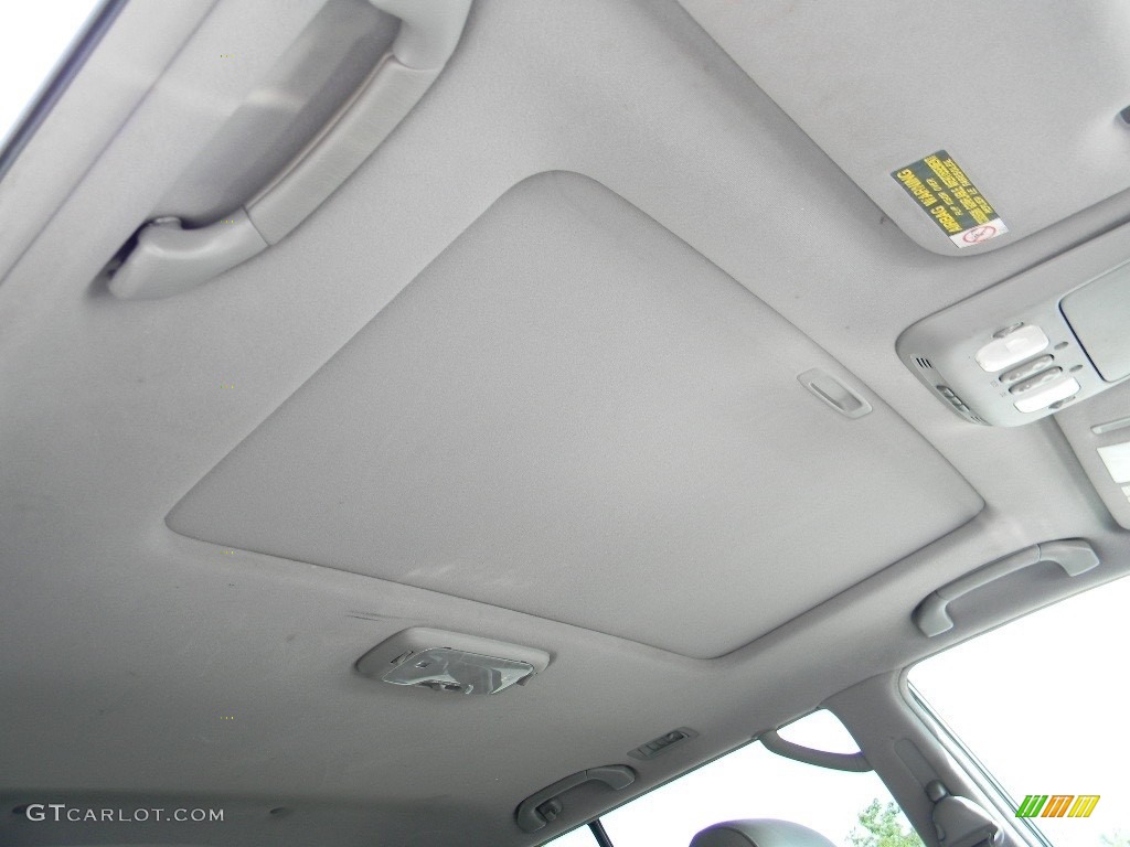 2004 Land Cruiser  - Natural White / Stone photo #23