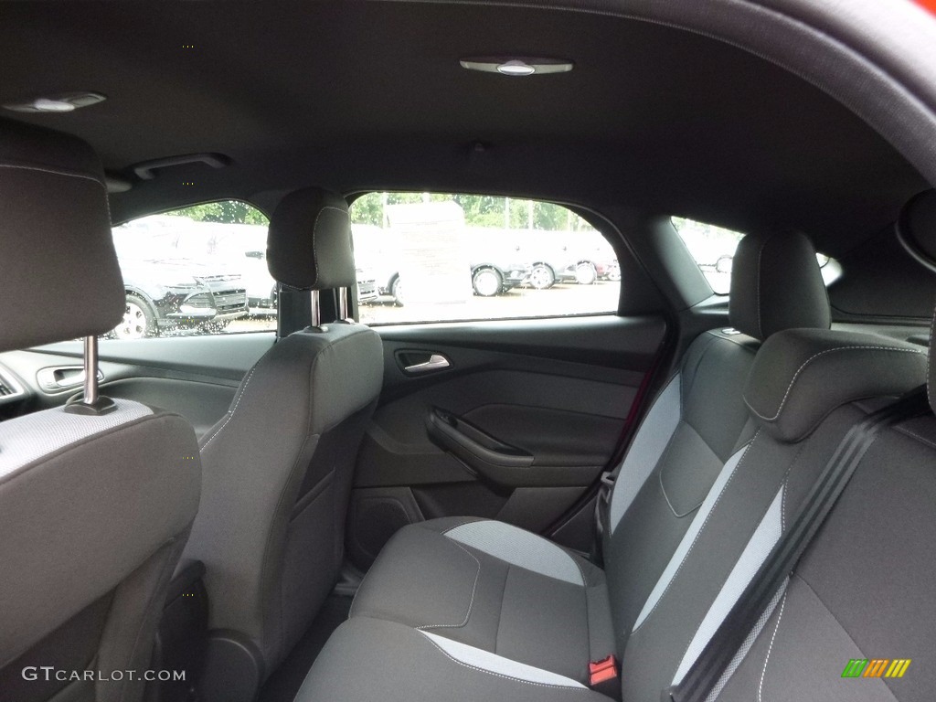 2016 Focus ST - Race Red / Charcoal Black photo #12