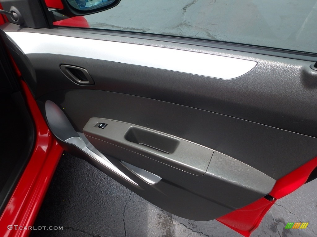 2013 Spark LS - Salsa (Red) / Silver/Silver photo #17