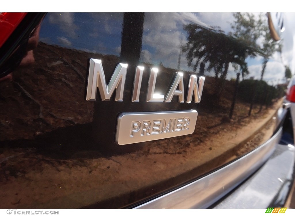 2011 Milan V6 Premier - Tuxedo Black Metallic / Dark Charcoal photo #11