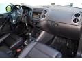 Pepper Gray Metallic - Tiguan SE Photo No. 15