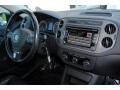 Pepper Gray Metallic - Tiguan SE Photo No. 17