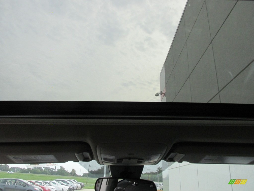 2016 RAV4 XLE - Black Currant Metallic / Black photo #25