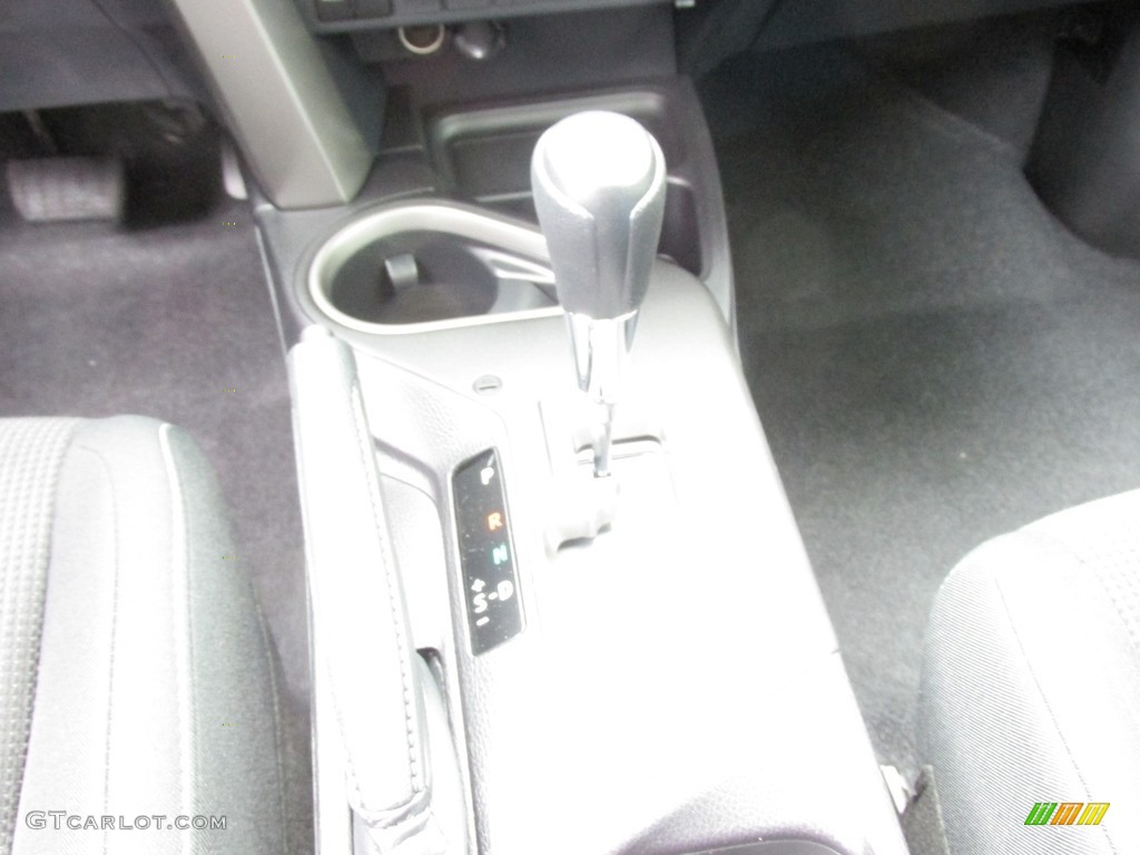 2016 RAV4 XLE - Black Currant Metallic / Black photo #32