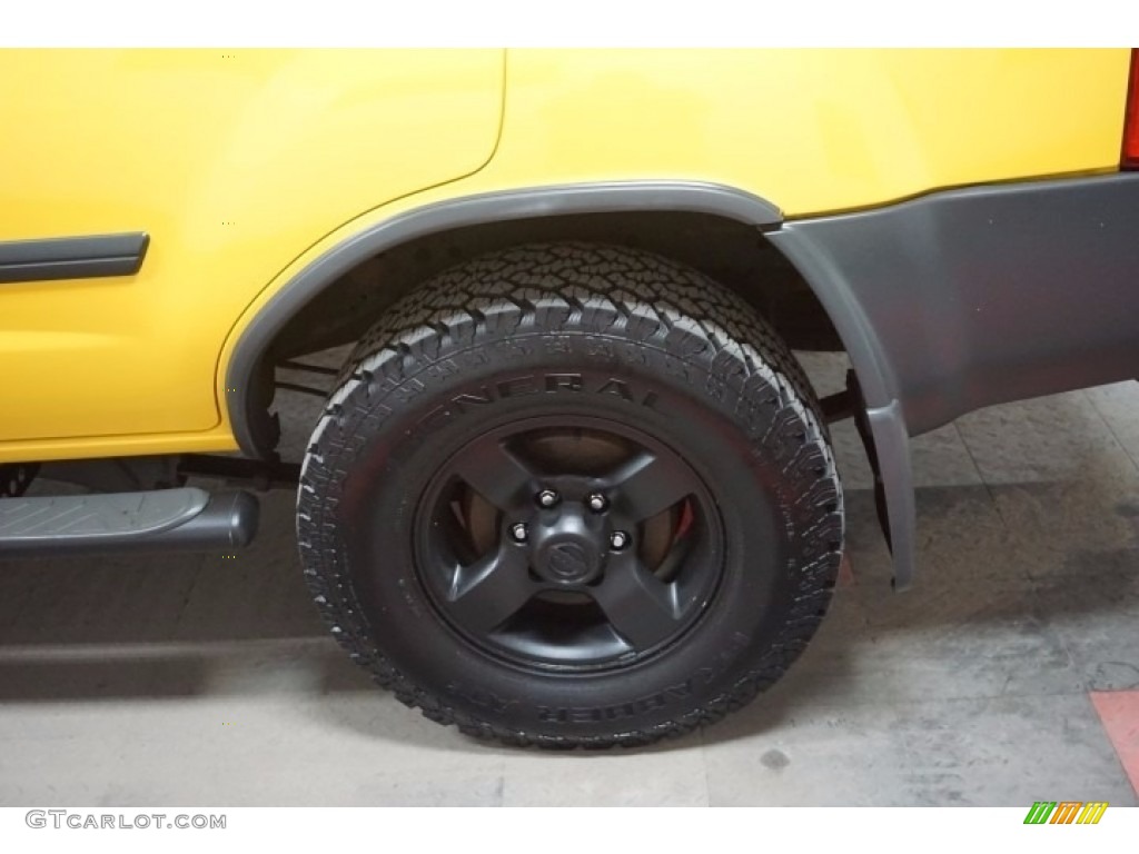2004 Xterra SE 4x4 - Solar Yellow / Charcoal photo #70