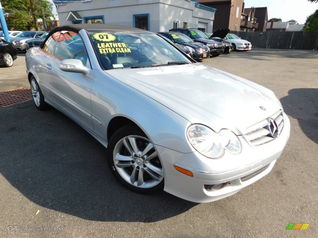 2007 CLK 350 Cabriolet - Iridium Silver Metallic / Black photo #24