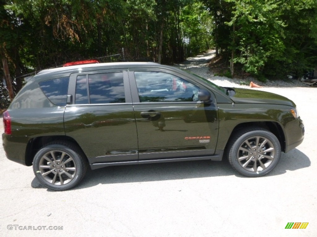 Recon Green 2017 Jeep Compass 75th Anniversary Edition 4x4 Exterior Photo #115028616