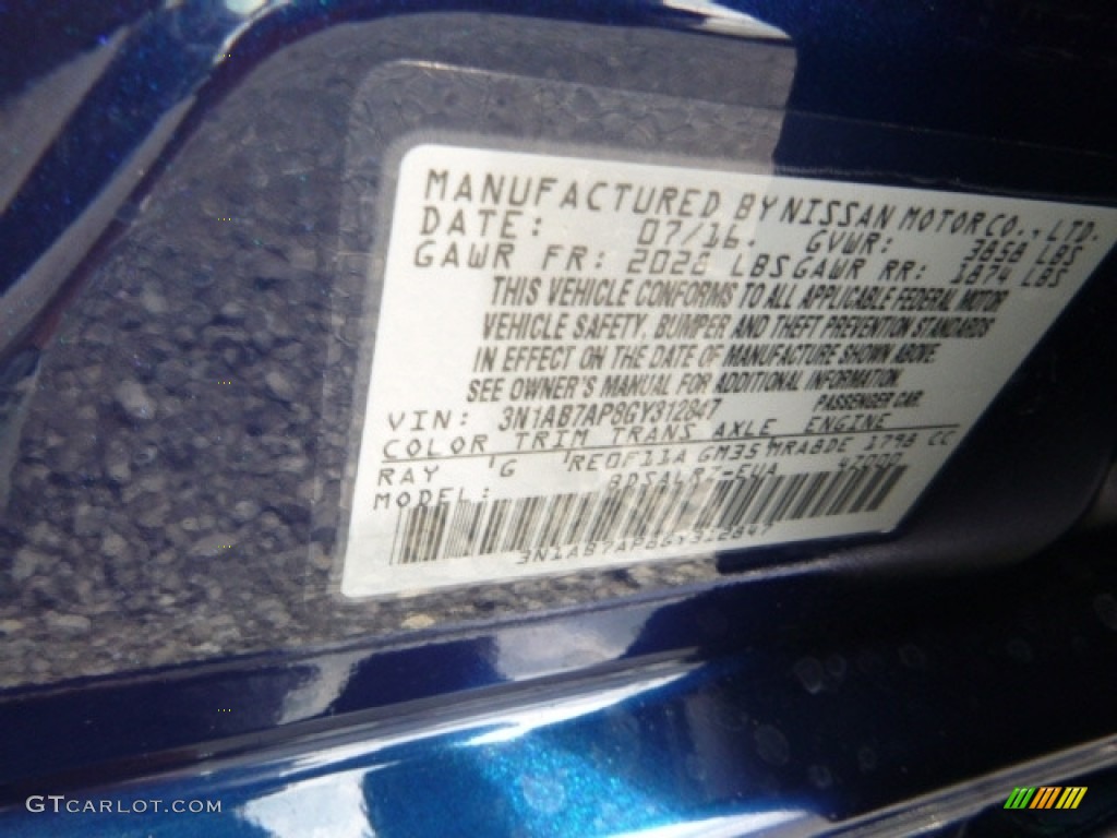 2016 Sentra SV - Deep Blue Pearl / Charcoal photo #17