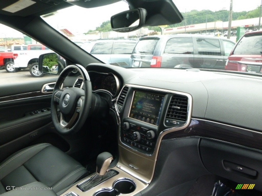 2017 Grand Cherokee Overland 4x4 - Velvet Red Pearl / Black photo #11
