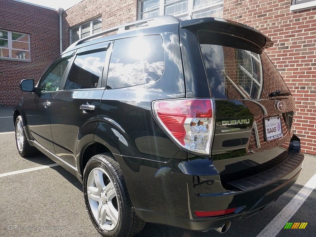 2010 Forester 2.5 X Limited - Obsidian Black Pearl / Black photo #3