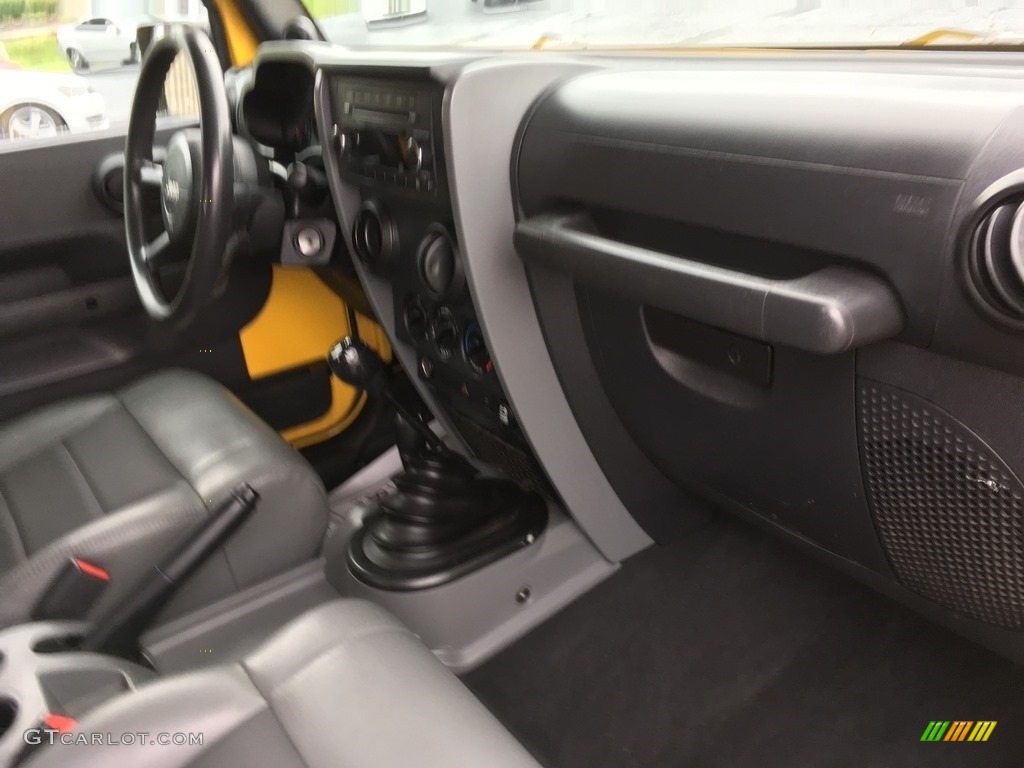 2009 Wrangler X 4x4 - Detonator Yellow / Dark Slate Gray/Medium Slate Gray photo #8