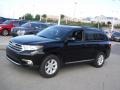 Black - Highlander SE 4WD Photo No. 6