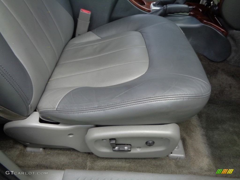 2003 Envoy XL SLT 4x4 - Carbon Metallic / Medium Pewter photo #47