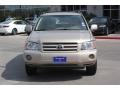 2004 Vintage Gold Metallic Toyota Highlander V6  photo #2