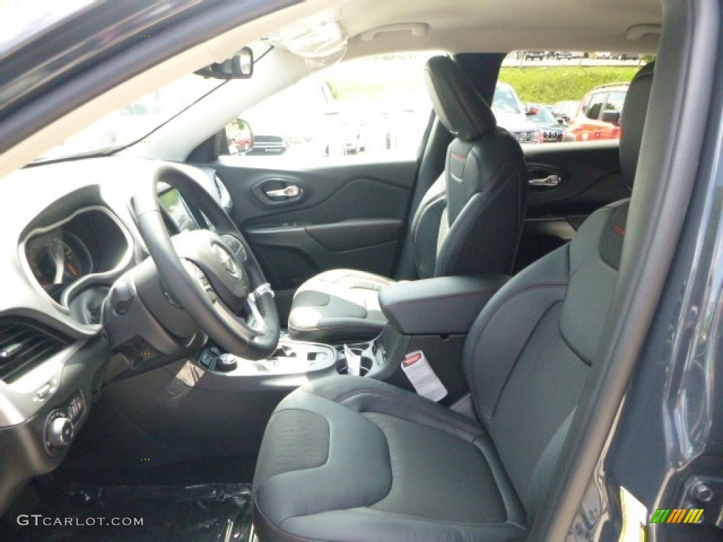 2017 Jeep Cherokee Trailhawk 4x4 Front Seat Photo #115040376