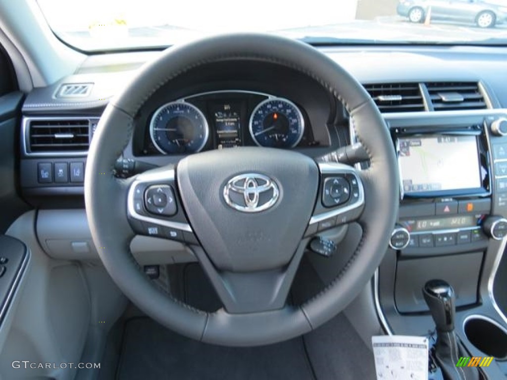 2017 Toyota Camry XLE Black Steering Wheel Photo #115041203