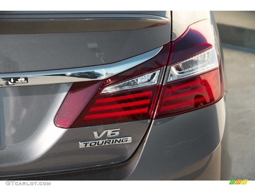 2017 Accord Touring Sedan - Modern Steel Metallic / Gray photo #4