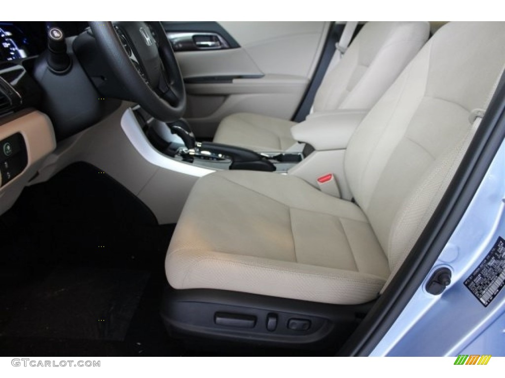 2017 Honda Accord Hybrid Sedan Front Seat Photo #115046807
