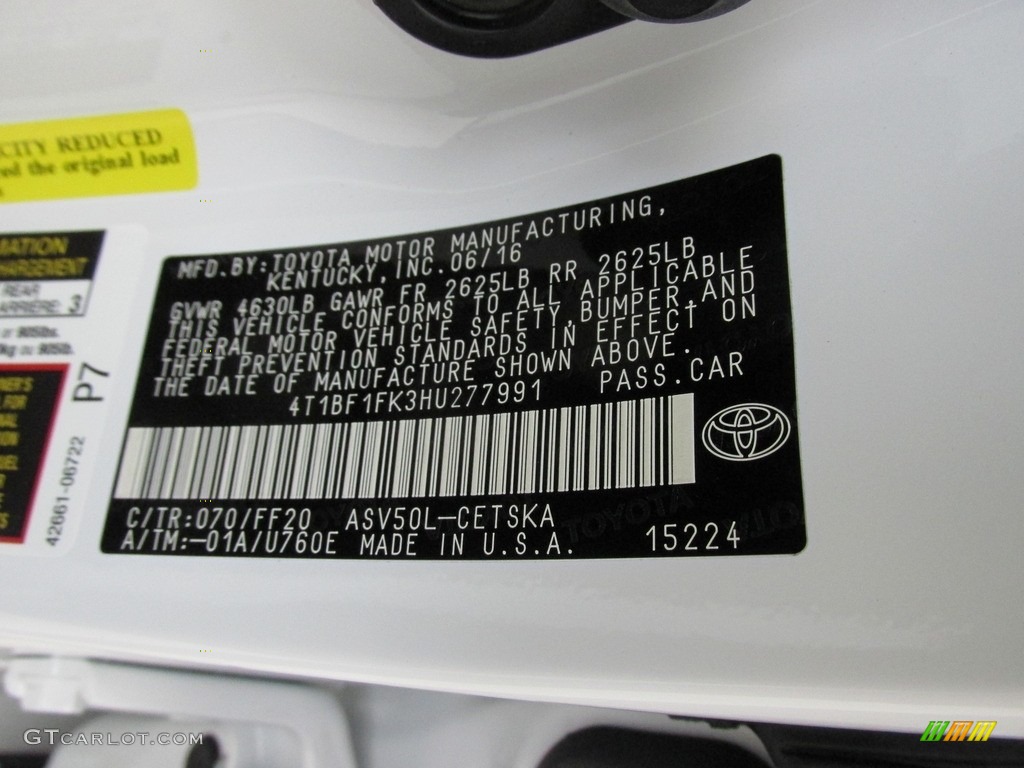 2017 Camry Color Code 070 for Blizzard White Pearl Photo #115049227