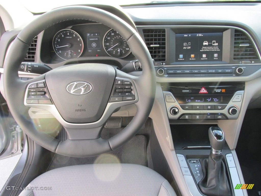 2017 Elantra SE - Gray / Gray photo #23