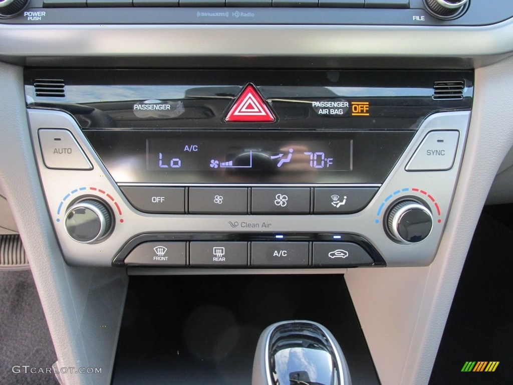 2017 Elantra SE - Gray / Gray photo #26