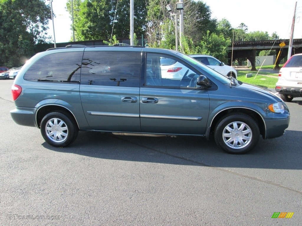 2007 Town & Country Touring - Magnesium Pearl / Medium Slate Gray photo #5