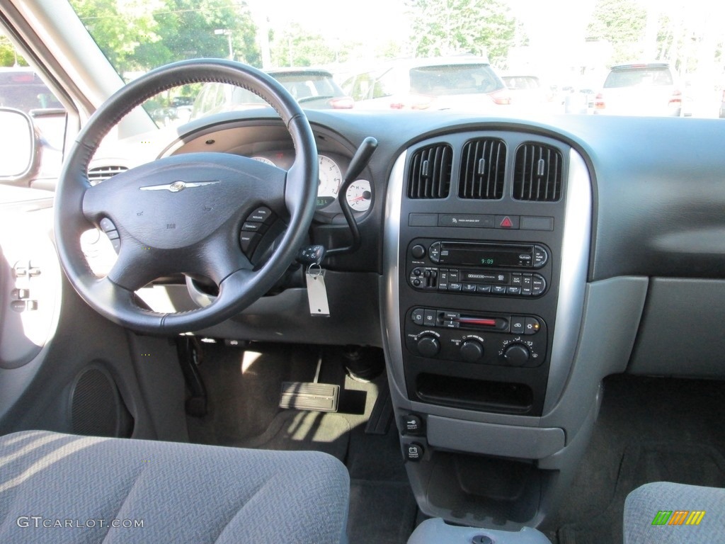 2007 Town & Country Touring - Magnesium Pearl / Medium Slate Gray photo #10