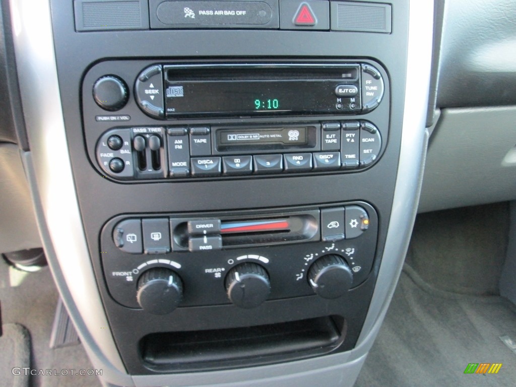 2007 Town & Country Touring - Magnesium Pearl / Medium Slate Gray photo #24