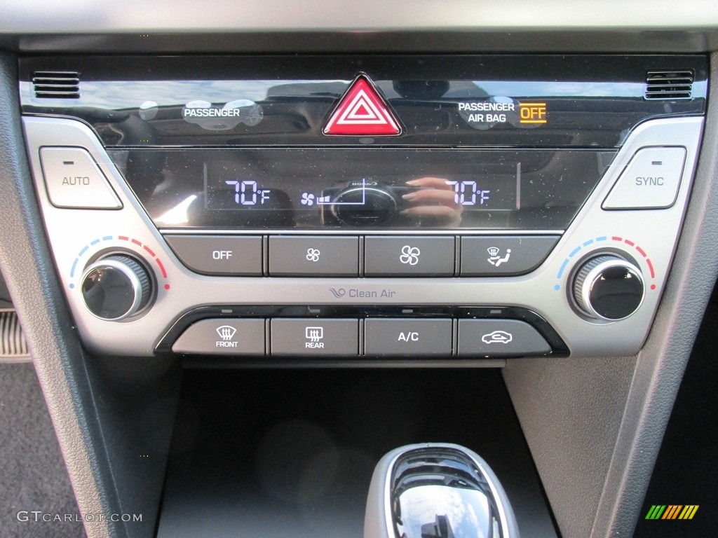 2017 Elantra Limited - Black / Black photo #28