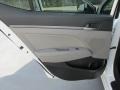 White - Elantra SE Photo No. 17