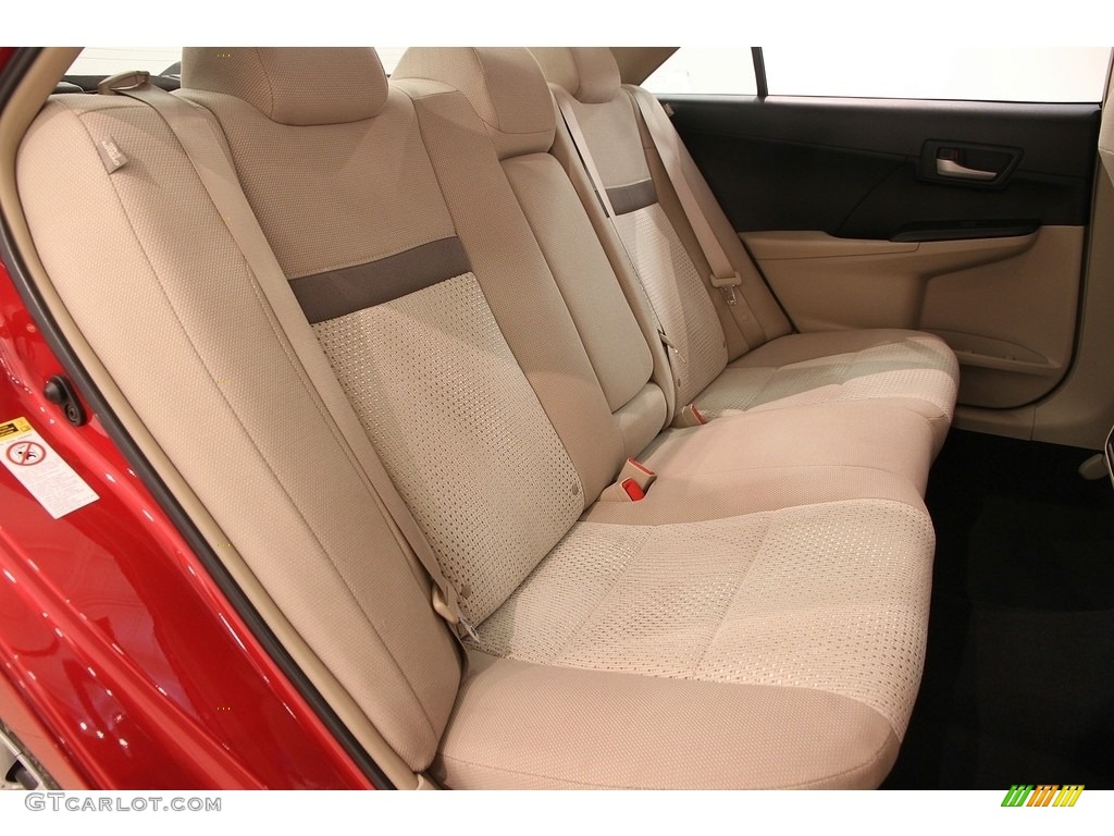 2013 Camry LE - Barcelona Red Metallic / Ivory photo #20
