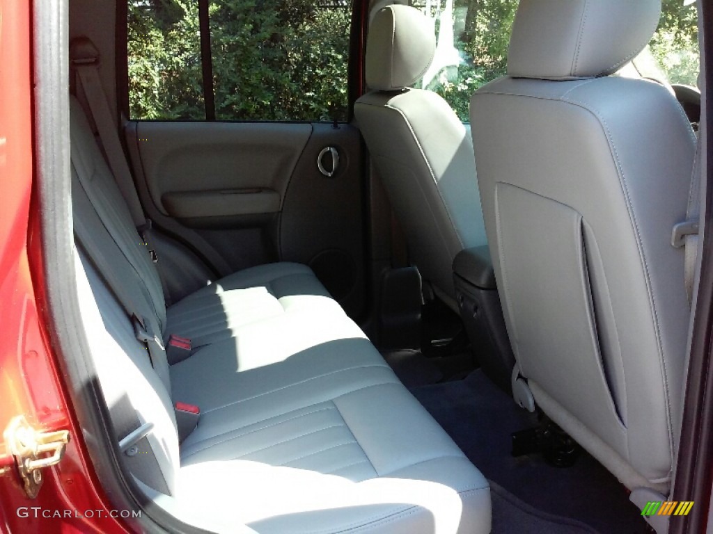 2006 Liberty Limited - Inferno Red Pearl / Dark/Light Slate Gray photo #12