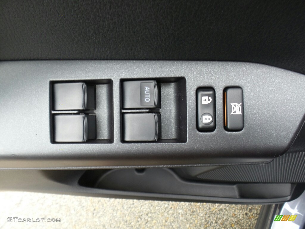 2016 Toyota RAV4 XLE Controls Photo #115056234