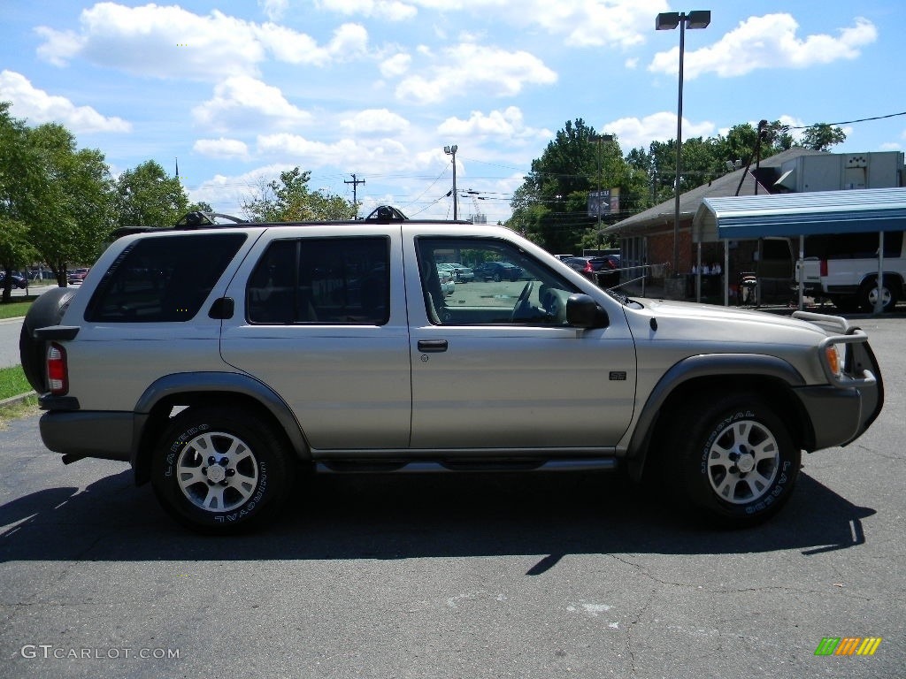 1999 Pathfinder XE 4x4 - Sahara Beige Metallic / Gray photo #11